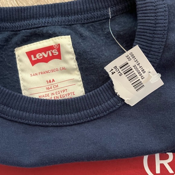 Levi’s Sweatshirt NWT Youth - Picture 3 of 4